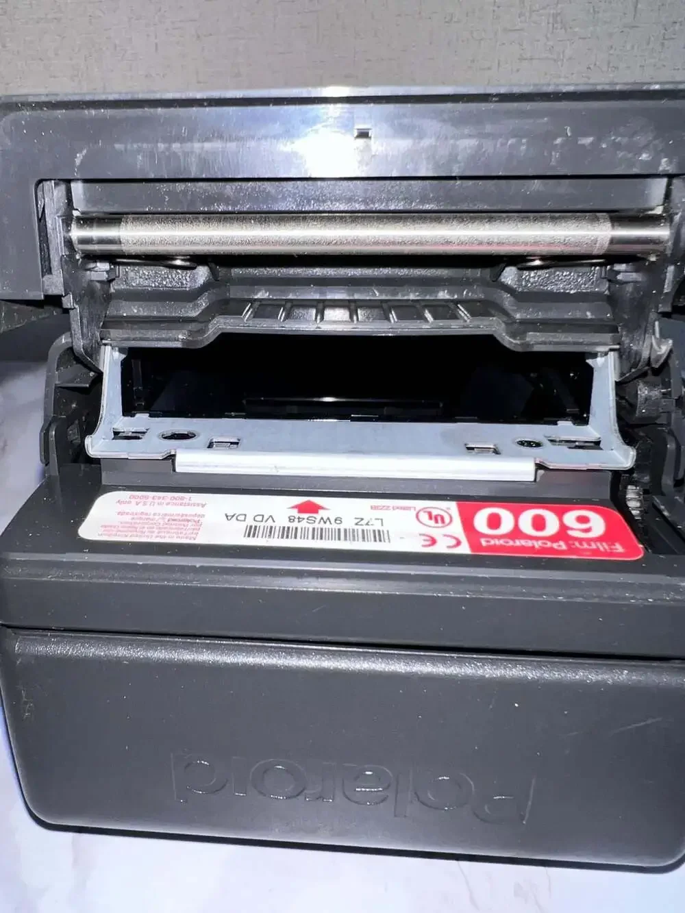 Polaroid OneStep 600 Instant Film Camera